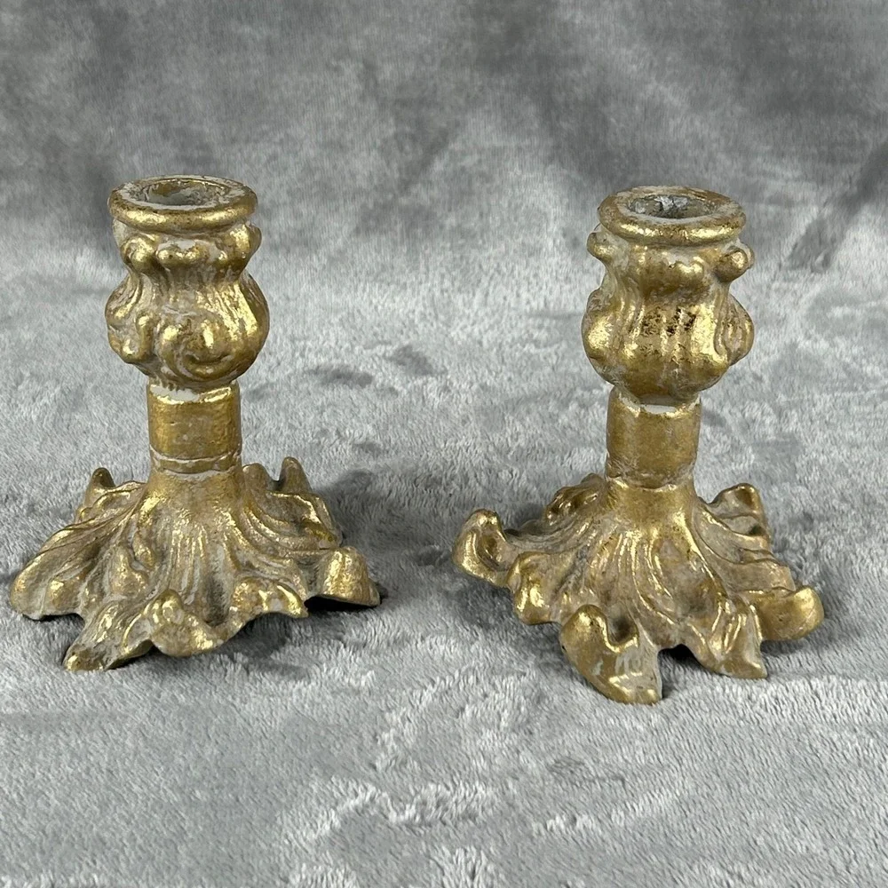 Vintage Gold Gilt Ornate Acanthus Leaf Candlestick Holders Pair 4.5